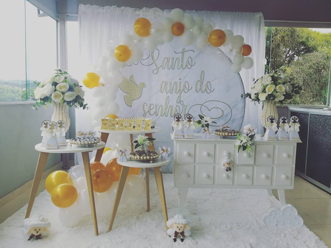 decoracao de batizado simples