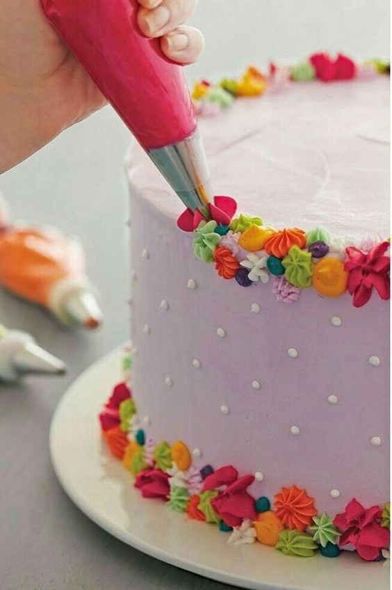 Guia Completo: Como Escolher o Bico de Confeitar Ideal para Cada Efeito