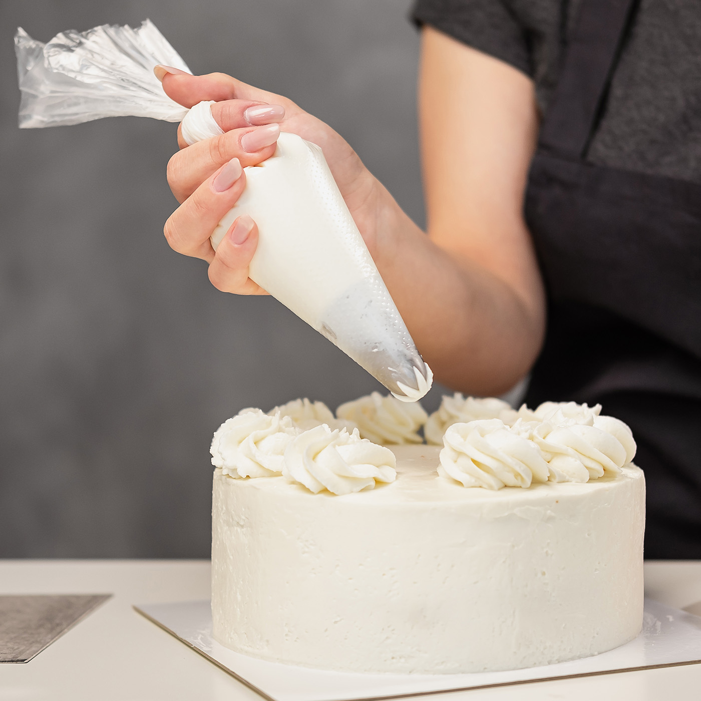 Dominando a Pressão: Técnicas Essenciais para Usar o Saco de Confeitar