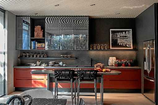 A Psicologia das Cores na Cozinha: Como Escolher a Tonalidade Ideal para o seu Bem-Estar