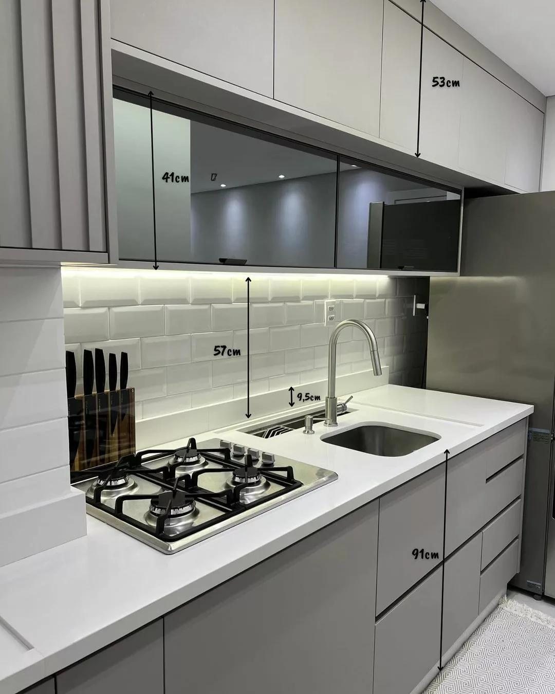 Guia completo de cores para cozinhas modernas