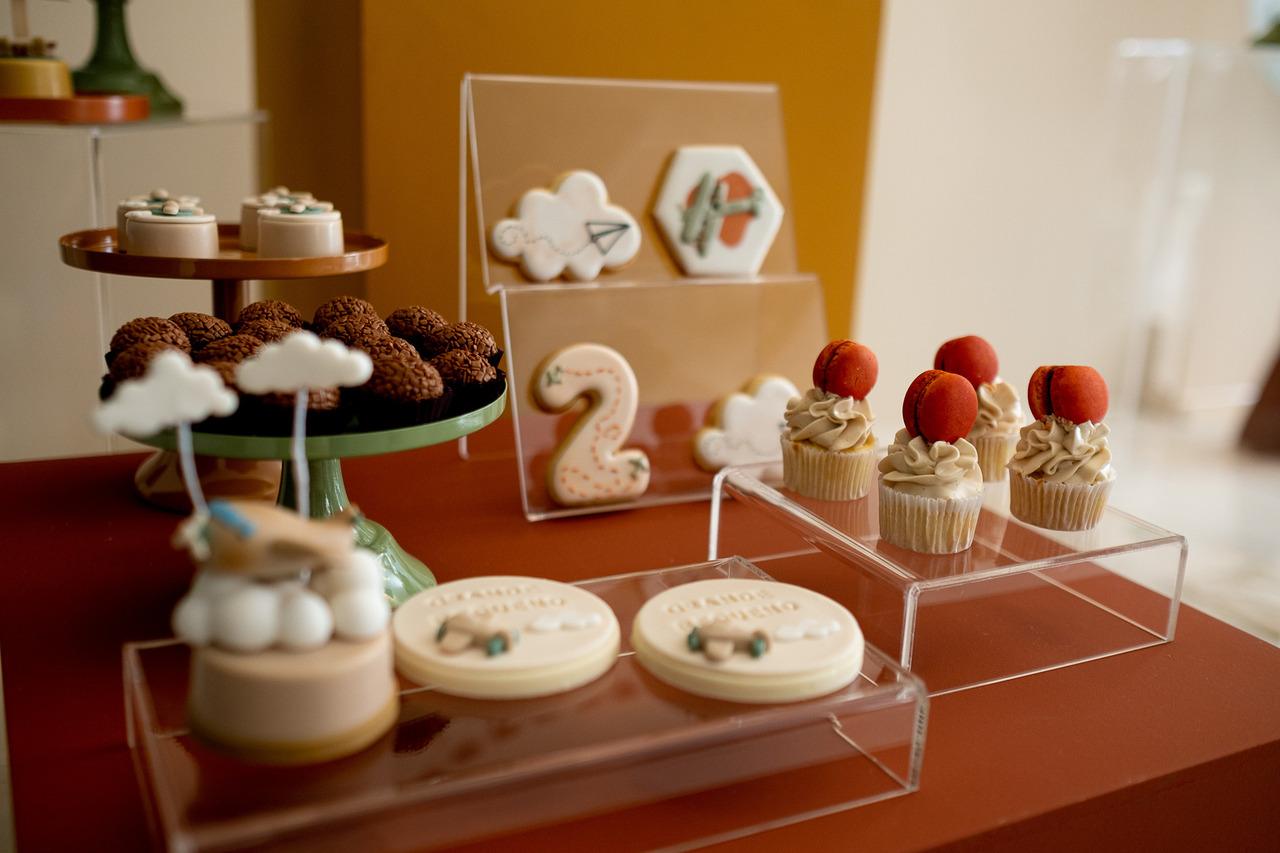 ideias festa minimalista com elementos naturais