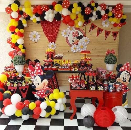 Como criar um painel de festa Minnie imersivo