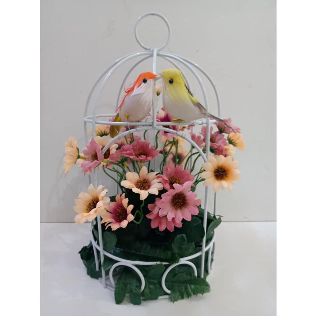 ideias de arranjos com gaiolas decorativas