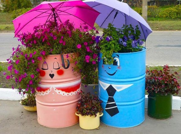 decoração sustentável para jardim com materiais reciclados