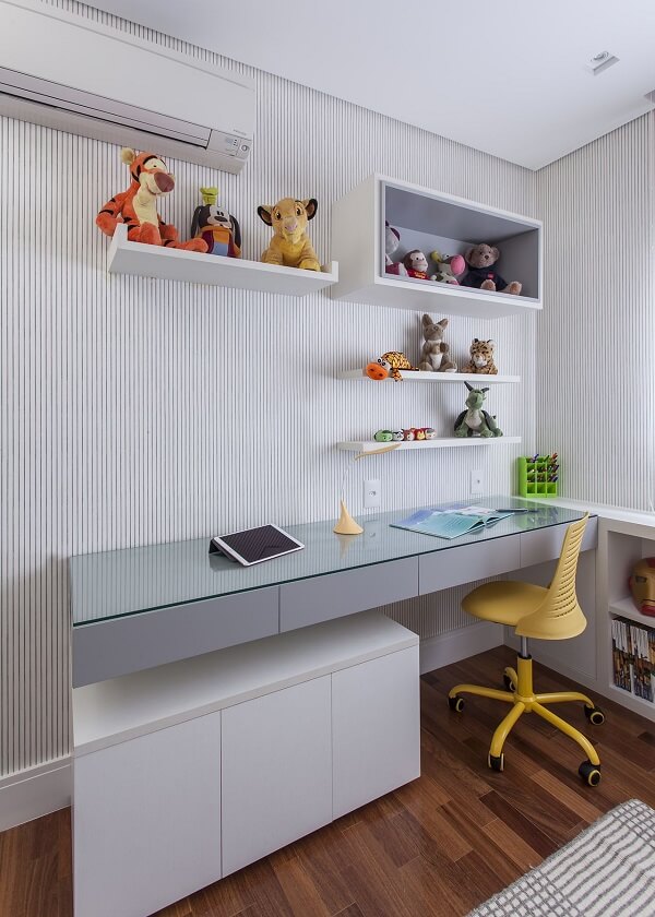 decoracao de quarto com escrivaninha