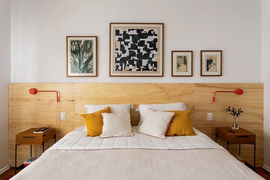 ideias de exposição de fotos em quarto