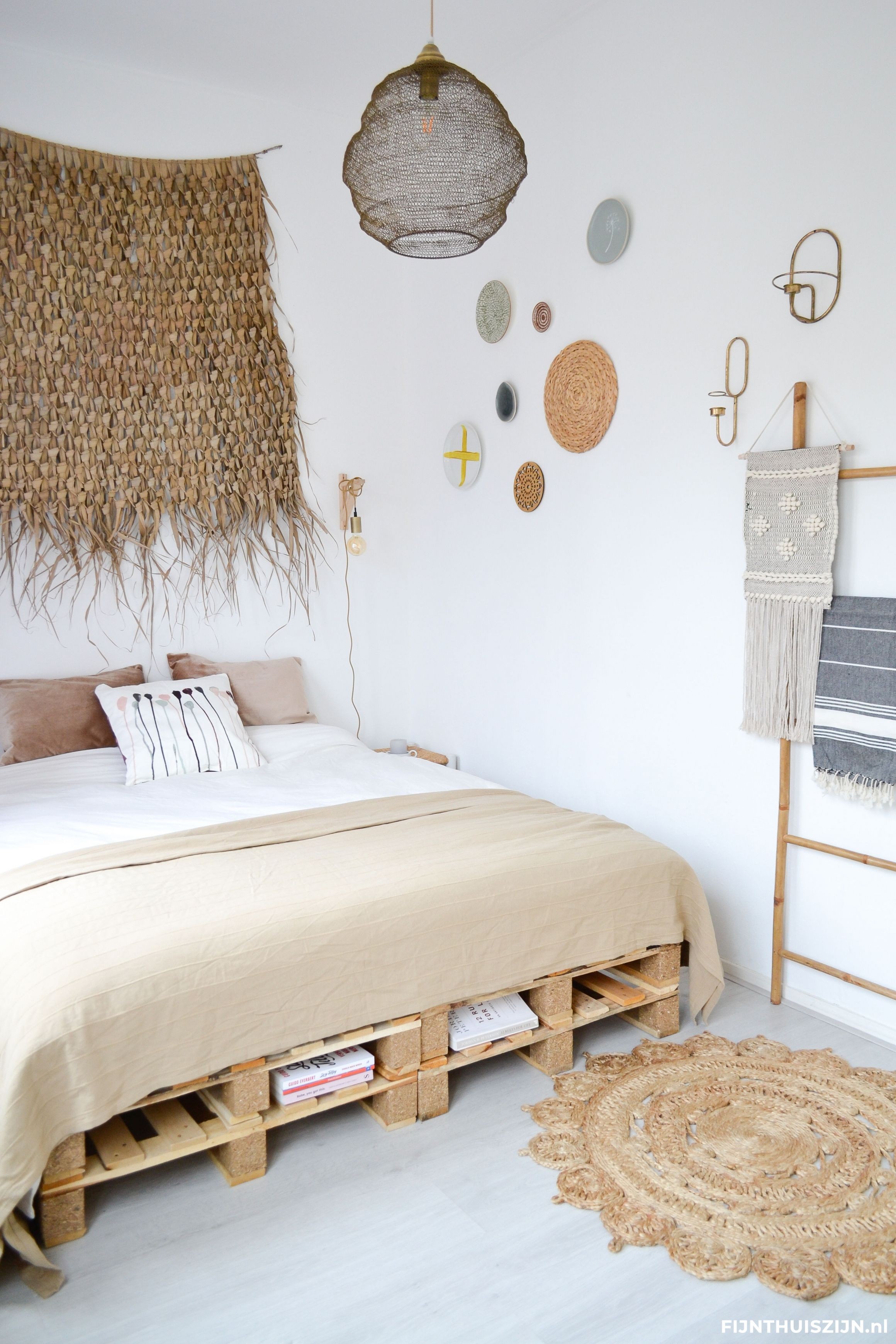 móveis de pallet para quarto