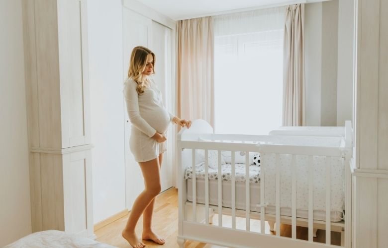 decoracao de quarto de bebe neutro