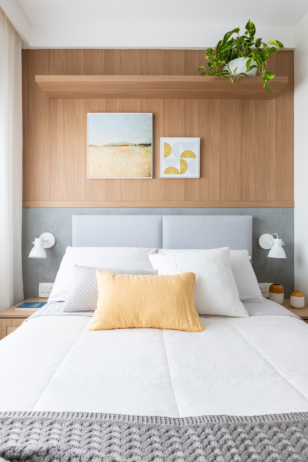 como decorar quarto pequeno de casal funcional