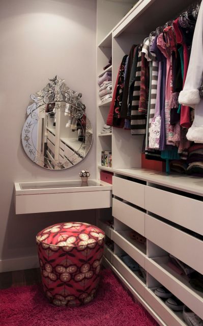 decoracao de quarto de casal pequeno com closet