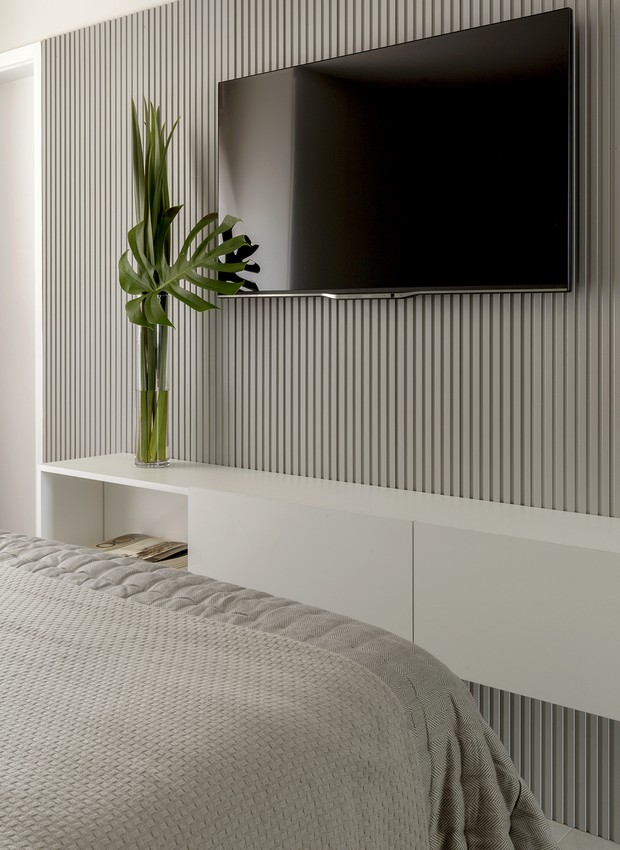 instalar TV em armário de correr