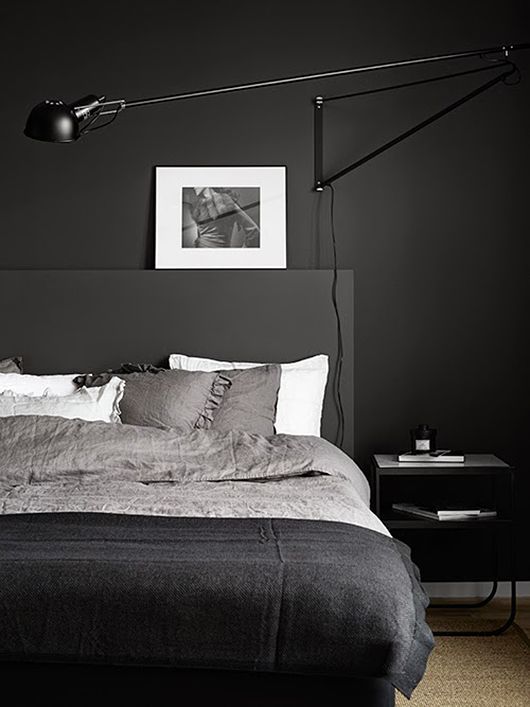 decoração quarto preto e branco minimalista
