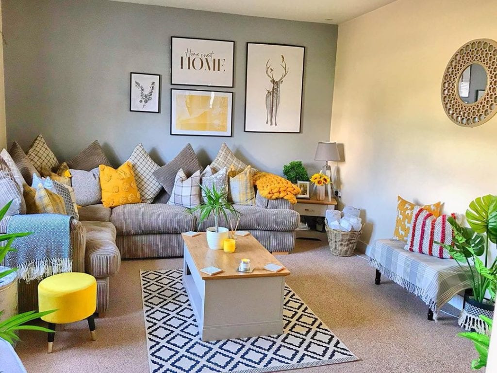combinação cores cinza e amarelo decoração