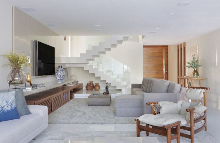 transformar vão de escada em ambiente funcional