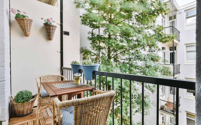 mobília funcional para varanda pequena