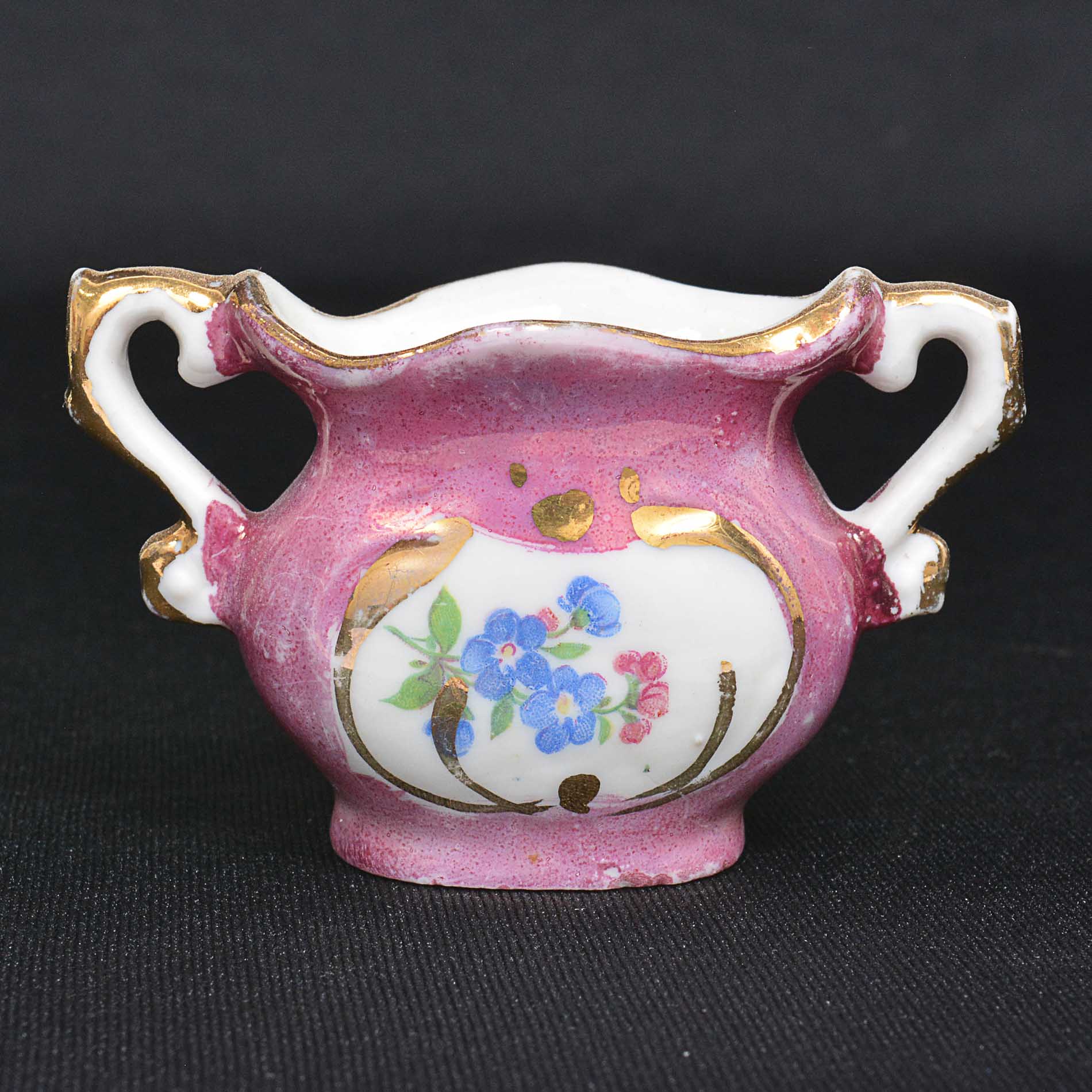 Onde encontrar porcelanas vintage para seus projetos DIY