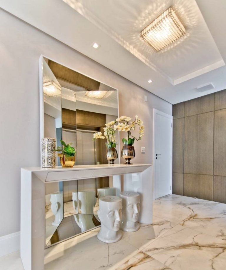 5 Móveis Essenciais para um Hall de Entrada Funcional