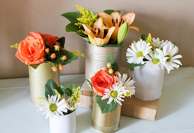 Transforme Latas em Vasos Criativos para seu Jardim
