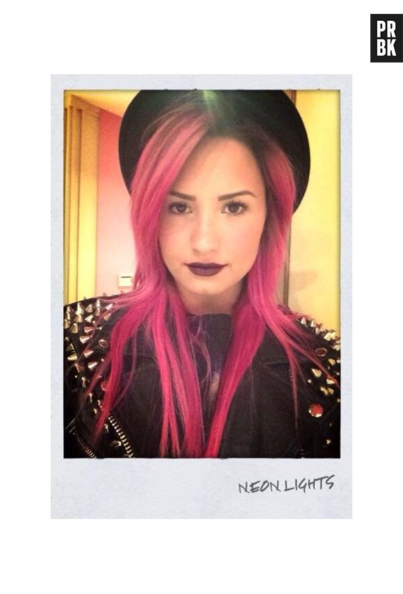 custo para ter cabelo colorido estilo demi lovato