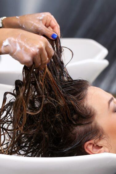 Detox Capilar Caseiro: Receitas Simples para Fazer em Casa; Guia Completo: Escolhendo o Melhor Shampoo Detox para Seu Tipo de Cabelo; Detox Capilar e Crescimento dos Fios: Entenda a Conexão; Mitos e Verdades sobre a Frequência do Detox Capilar; Como Identificar os Sinais de que Seu Cabelo Precisa de um Detox Urgente; Detox Capilar para Cabelos Quimicamente Tratados: O Que Saber?