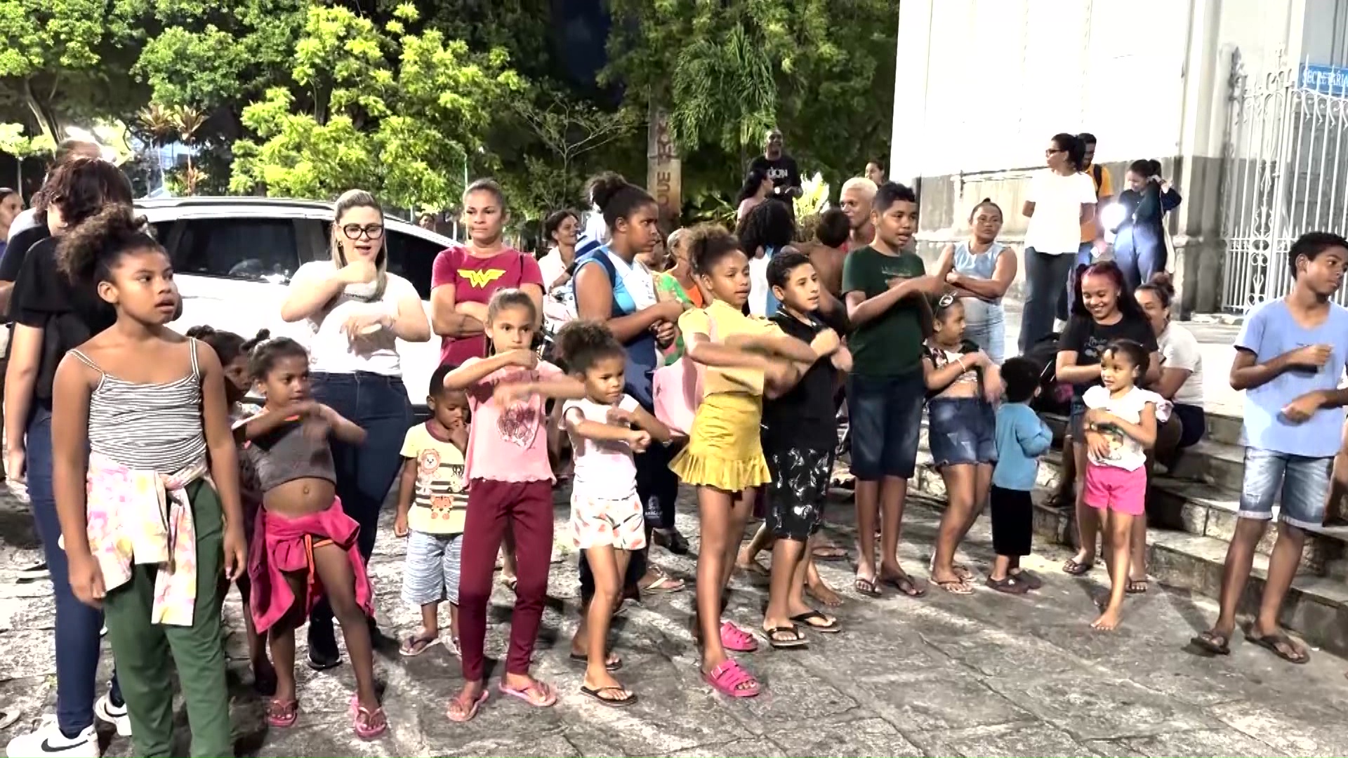 dia das criancas na igreja celebrando a fe com alegria