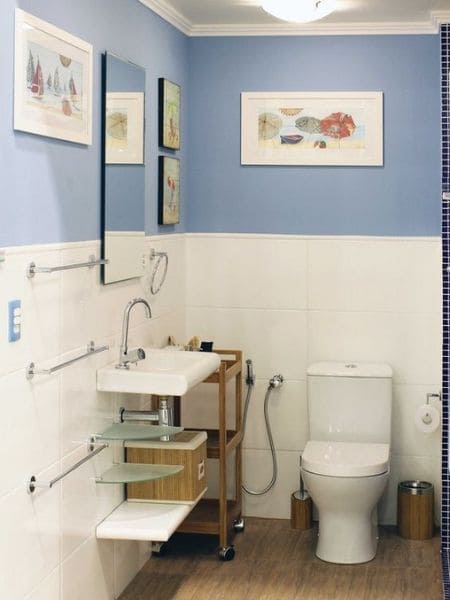 Como Escolher o Espelho Perfeito para Banheiros Pequenos