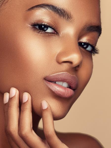 dicas para uma maquiagem a prova de suor