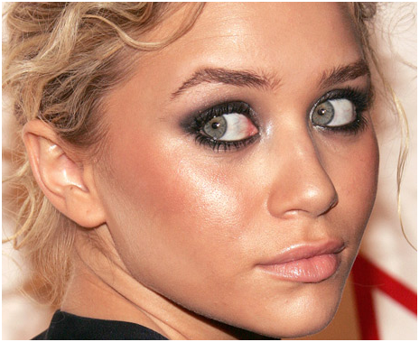 iluminador para pele madura como aplicar