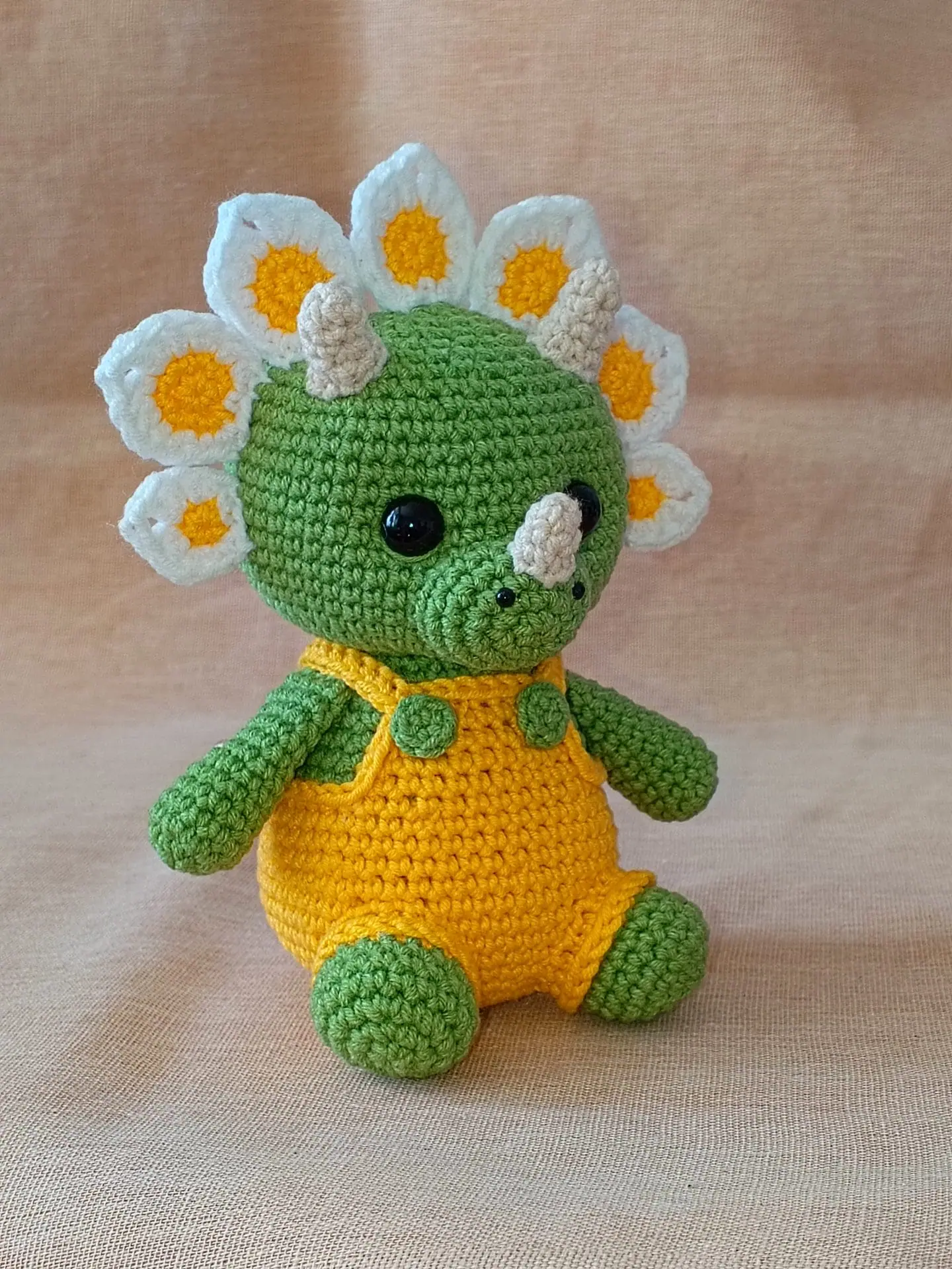 dino amigurumi