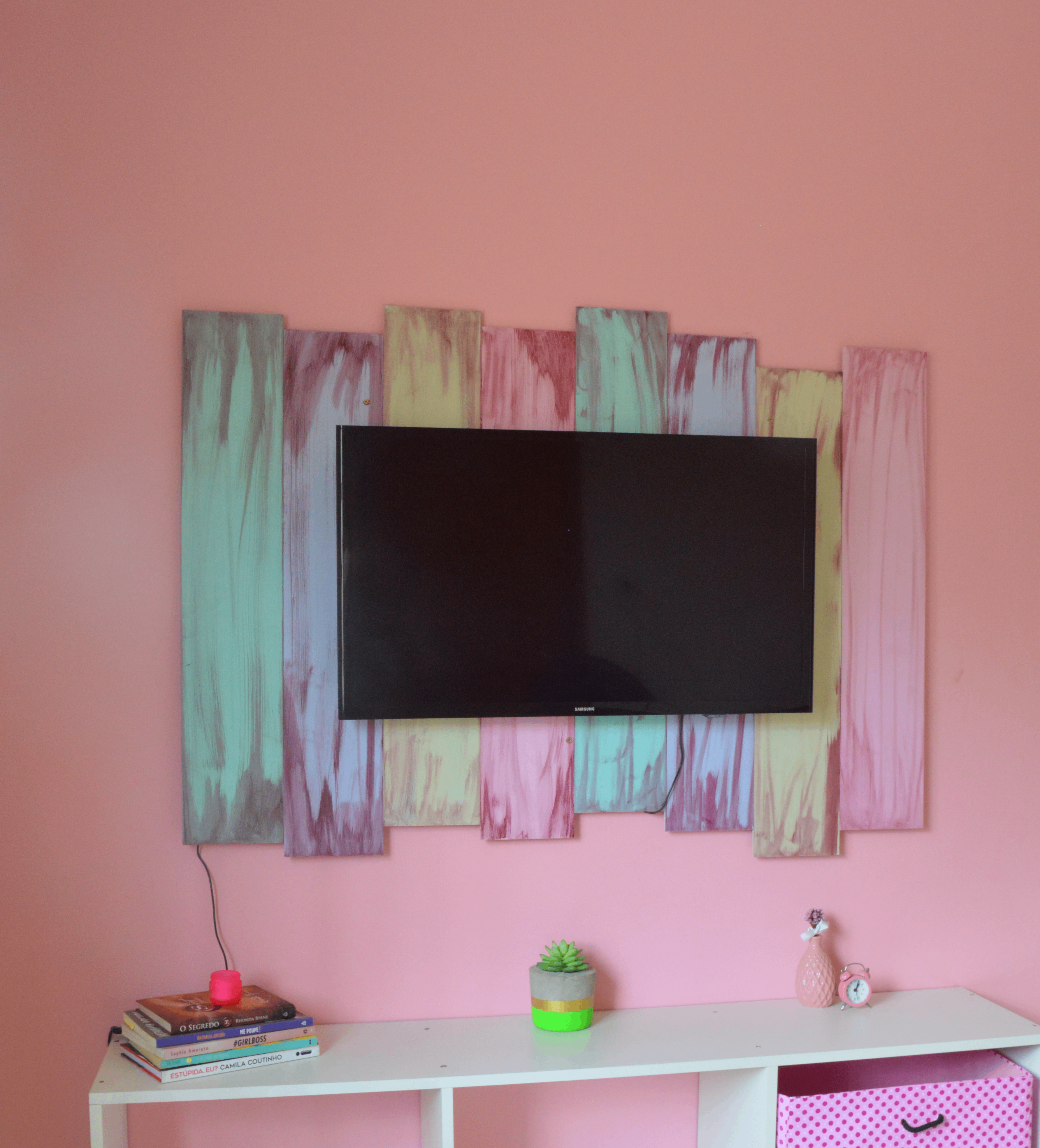 como fazer painel de tv barato