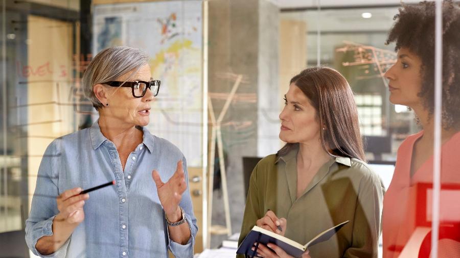 Histórias Inspiradoras: Empreendedores que Fizeram Sucesso Após os 50