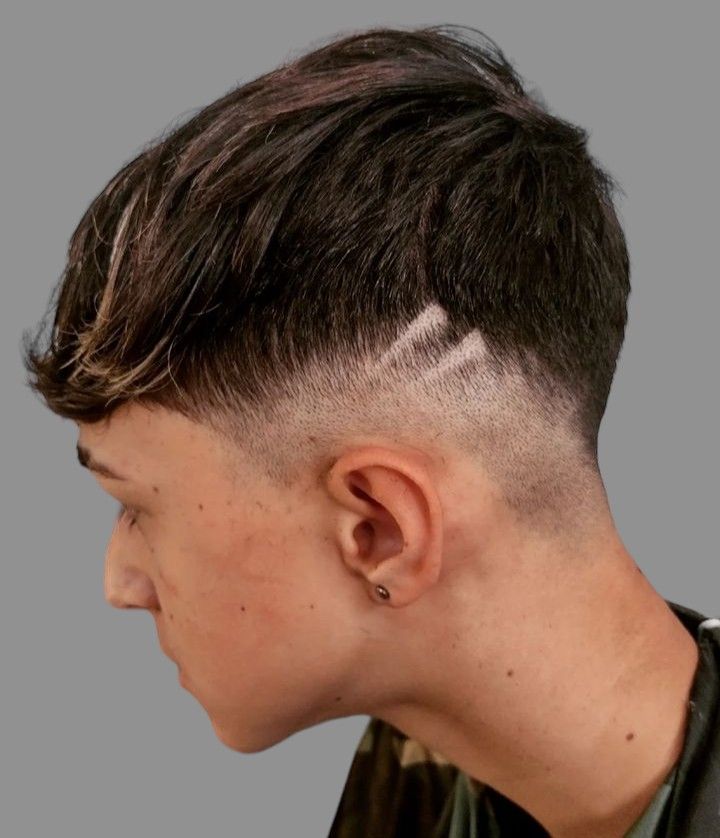 ideias de risquinhos no cabelo masculino