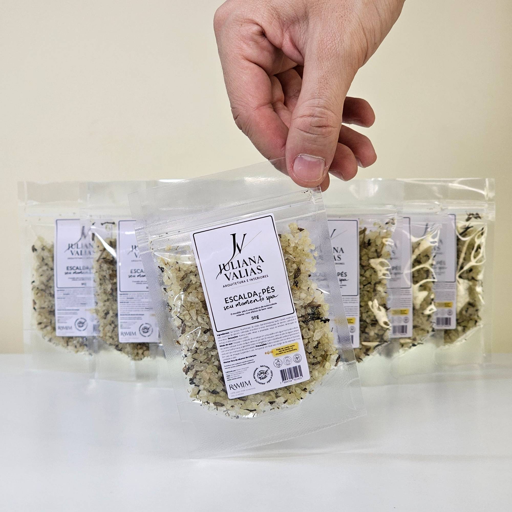 Óleos Essenciais para Escalda Pés: Guia Completo de Aromaterapia