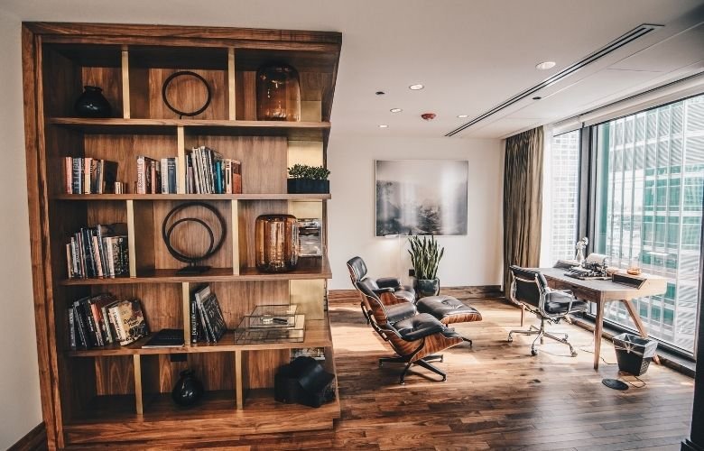 escritório madeira rústica