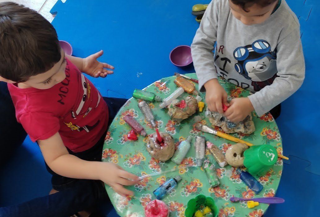 Atividades Lúdicas para Desenvolver a Escuta Ativa em Crianças