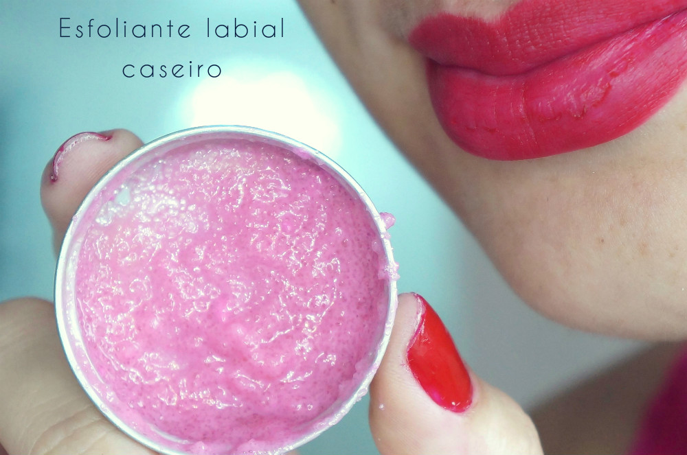 como fazer esfoliante labial caseiro com mel e açúcar