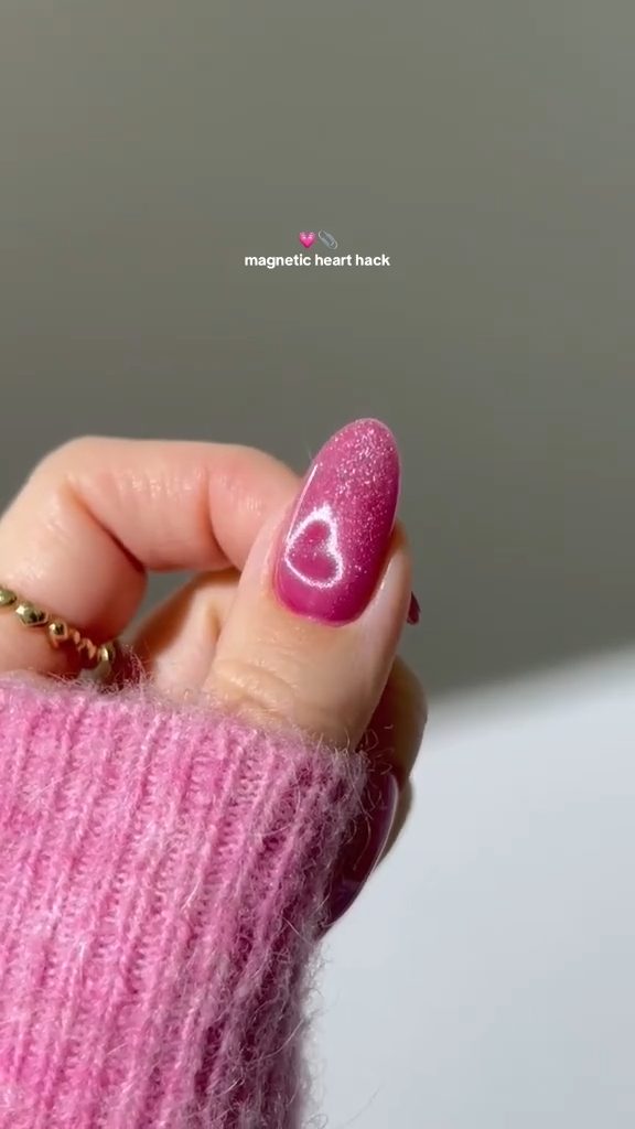 Como Fazer Unhas Olho de Gato Perfeitas em Casa