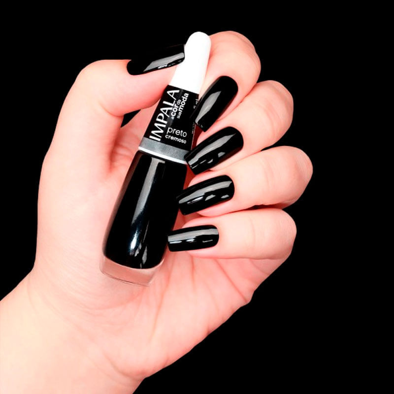 Guia completo de esmaltes em gel pretos: Aplicação e remoção