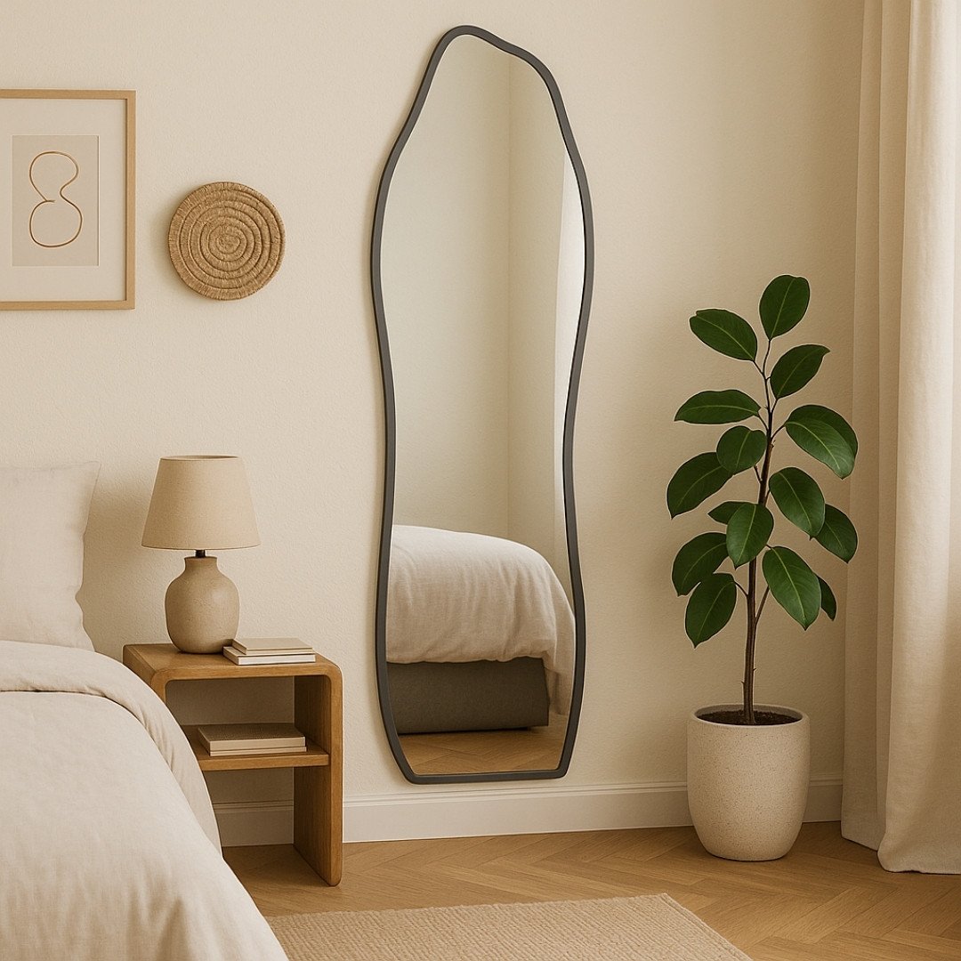 Espelho de Chão vs. Espelho de Parede: Qual o Melhor para o Seu Espaço?