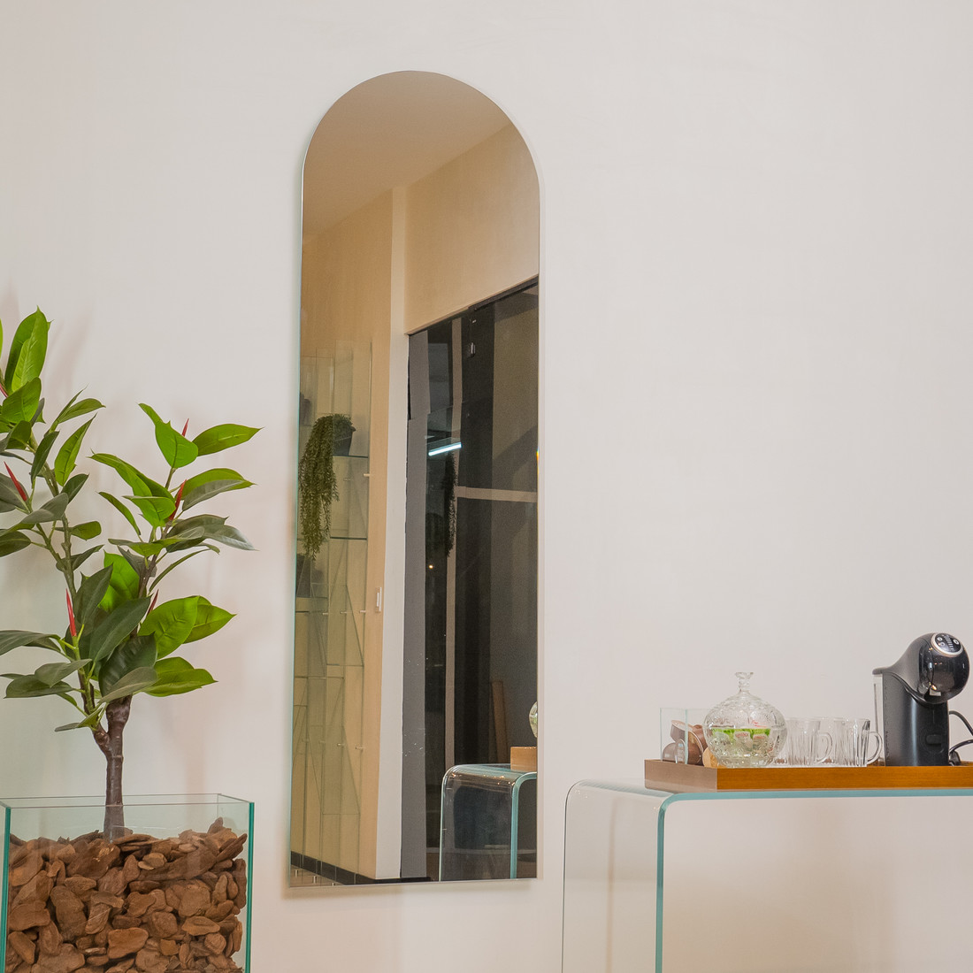 Espelhos de Corpo Inteiro: Tendências de Design e Modelos para 2024