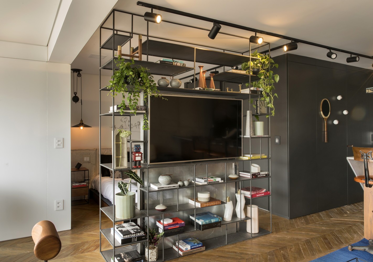 Guia Completo: Como Escolher a Estante de Aço Ideal para Cada Ambiente da Sua Casa