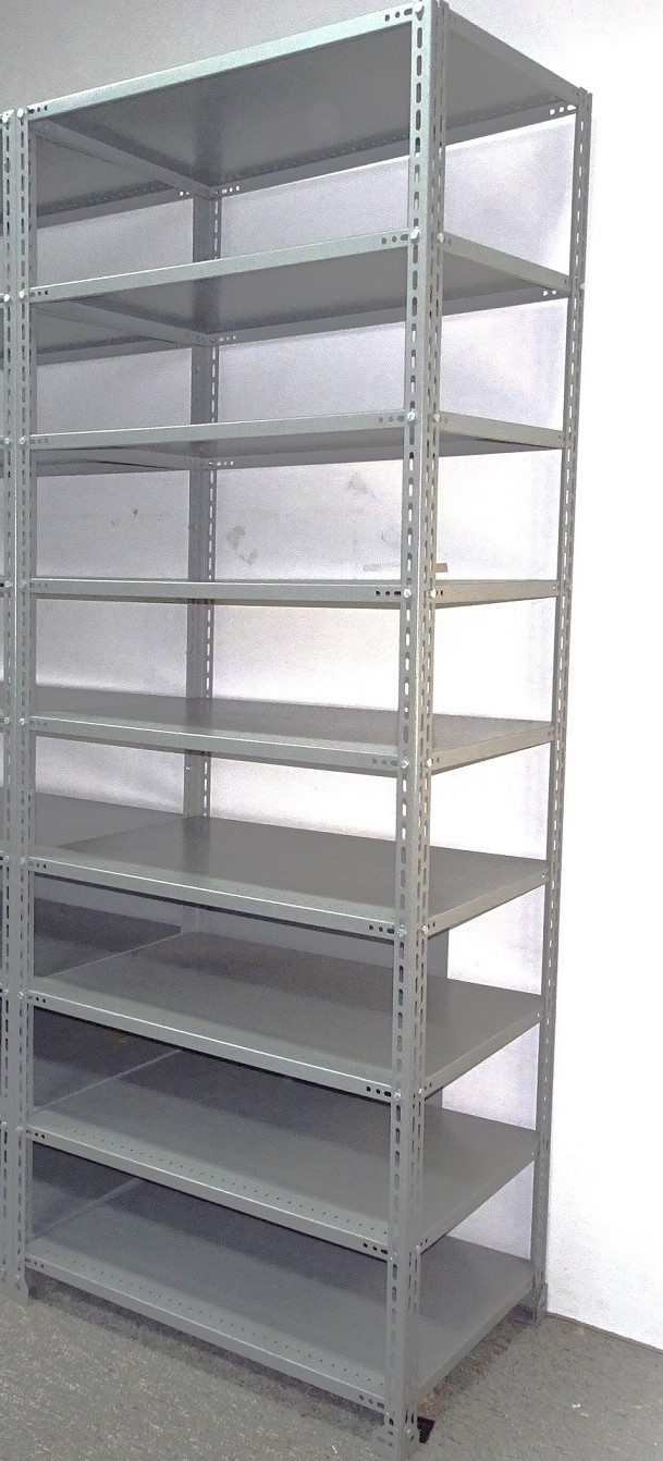 Manutenção e Limpeza de Estantes de Aço: Dicas para Aumentar a Durabilidade