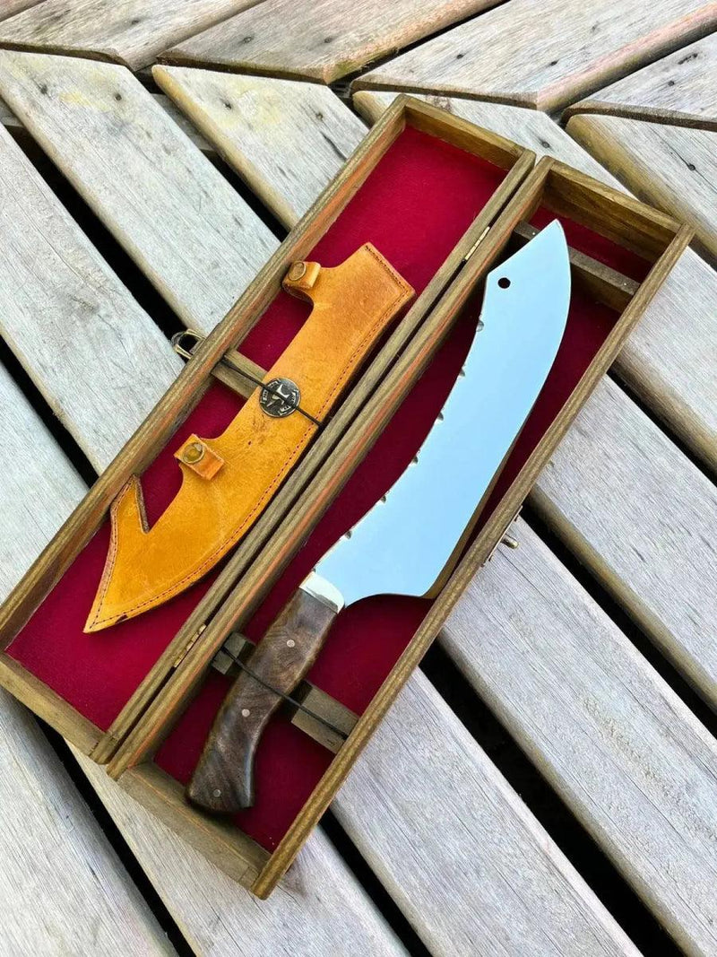 Facas Táticas e de Churrasco: Diferenças e Recomendações para Cada Uso