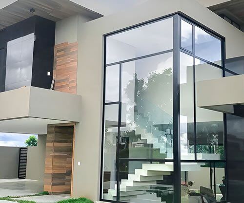 orçamento fachada espelhada