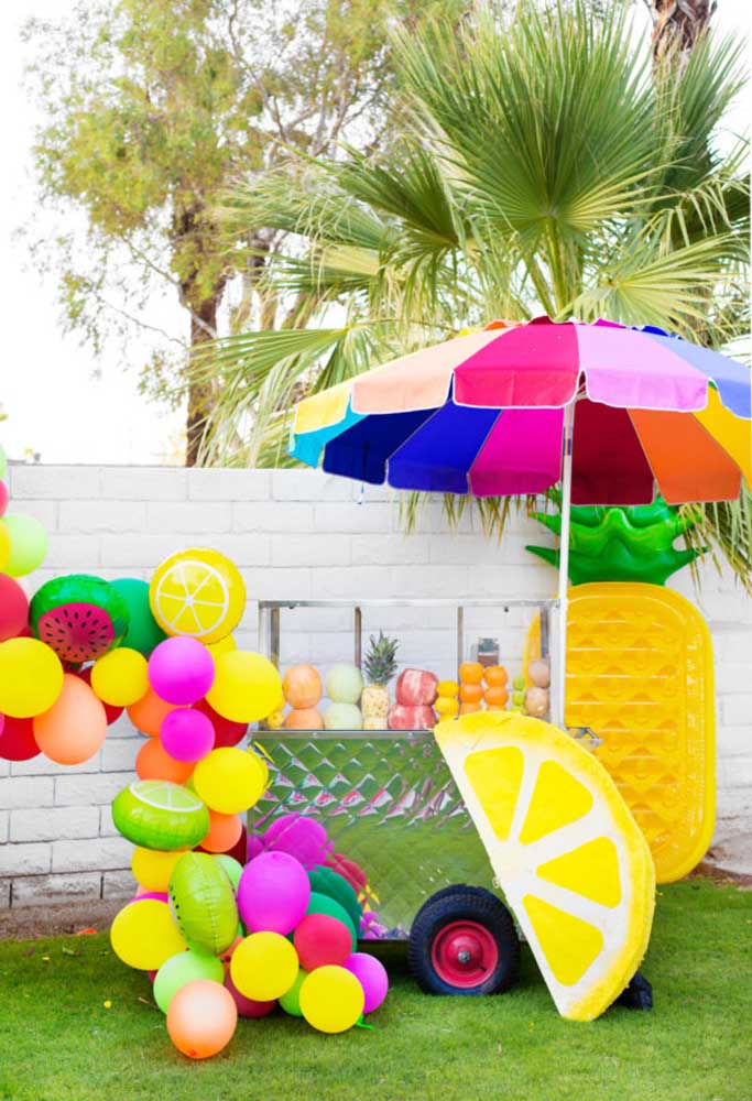 Os Melhores Looks para Arrasar em Qualquer Pool Party