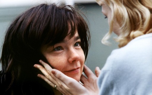 Como Escolher o Filme Perfeito para uma Sessão 'Choro Terapia'