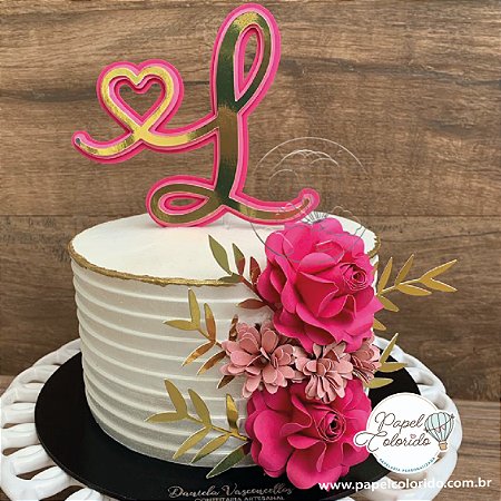 como fazer flores de papel para bolo