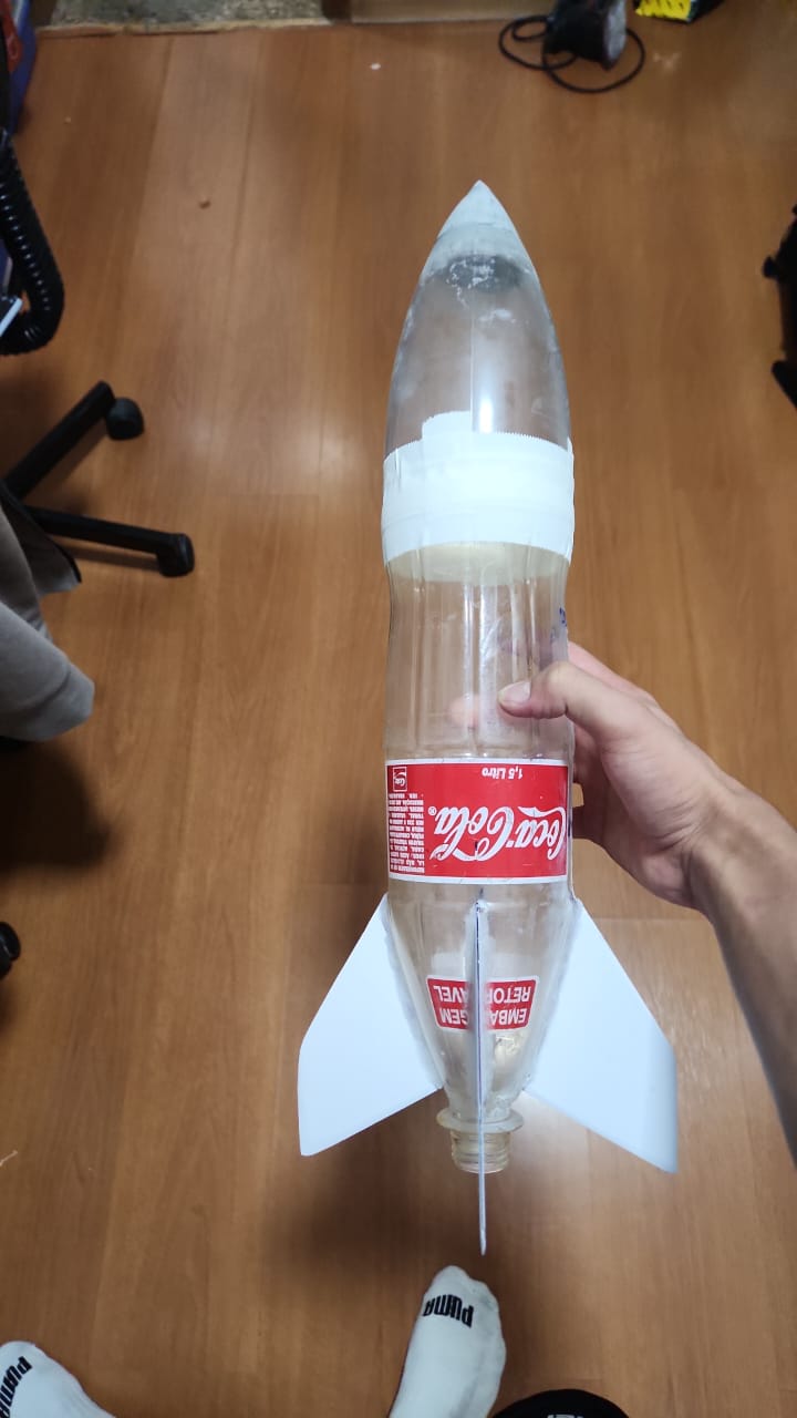 Construindo a Base de Lançamento Perfeita para Foguetes de Água com PVC
