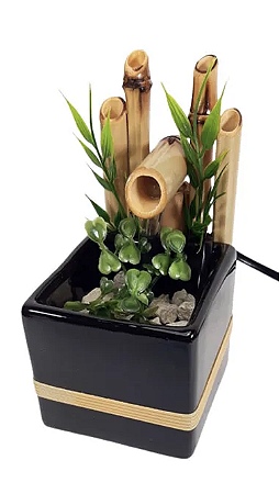 Fontes Solares de Bambu: Sustentabilidade e Beleza para Seu Jardim